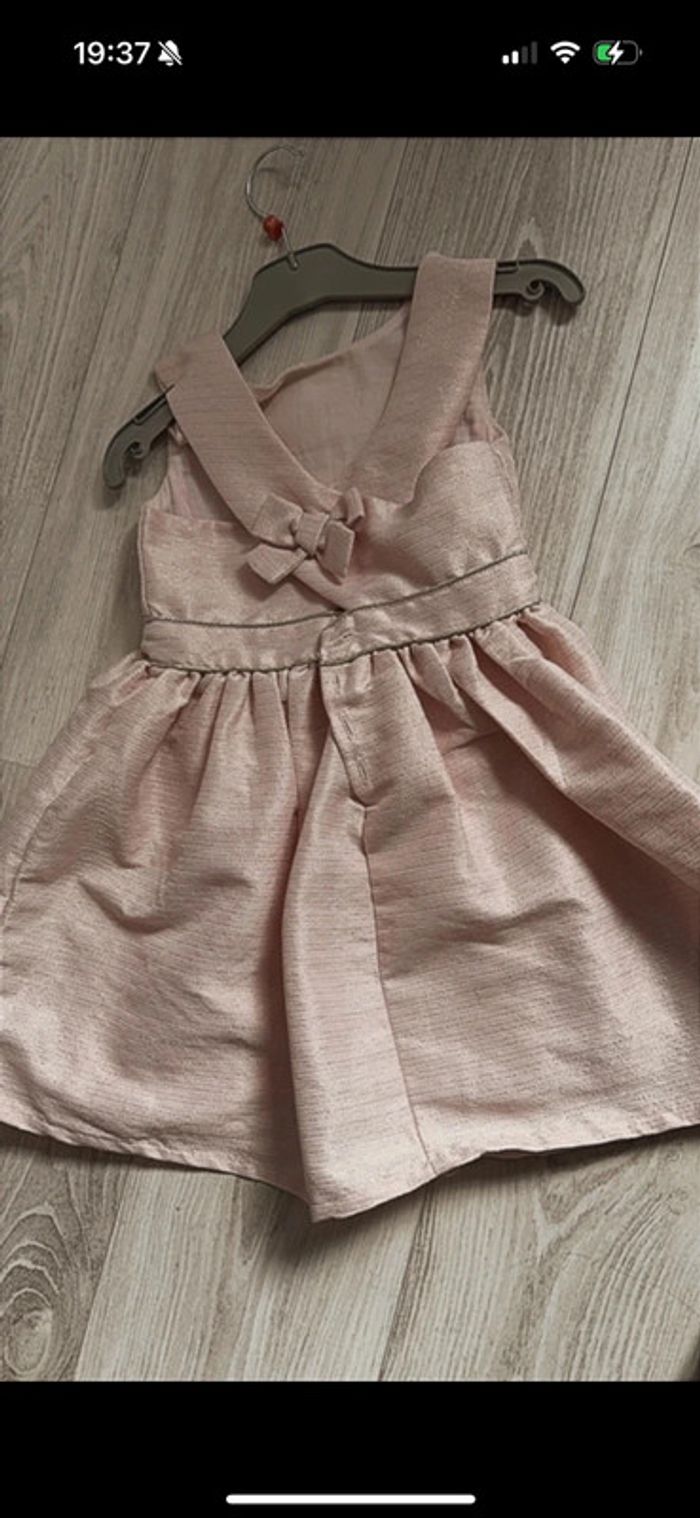 Magnifique robe - photo numéro 2
