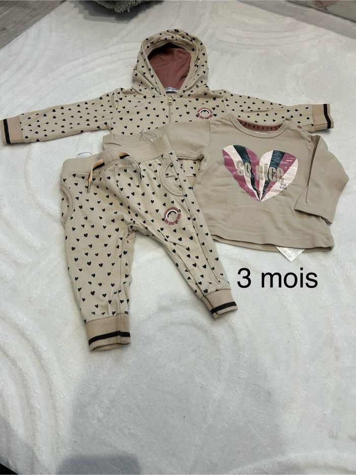 Ensemble fille