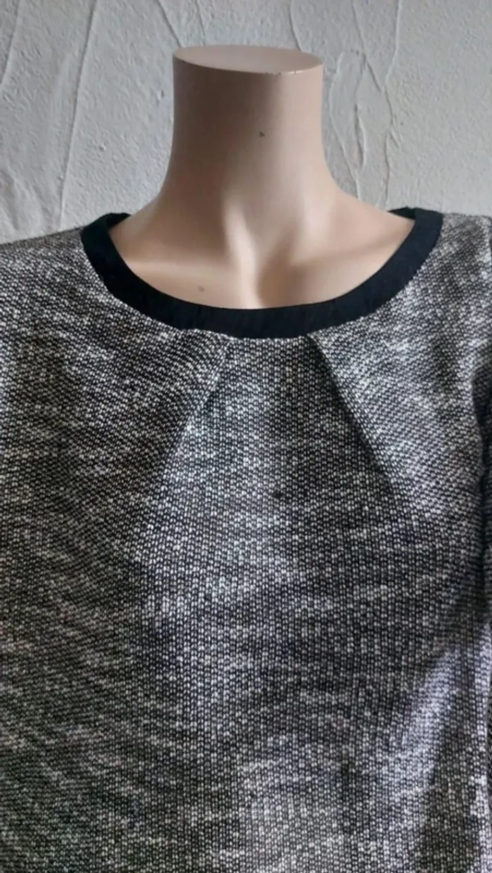Pull gris original Taille L - photo numéro 5