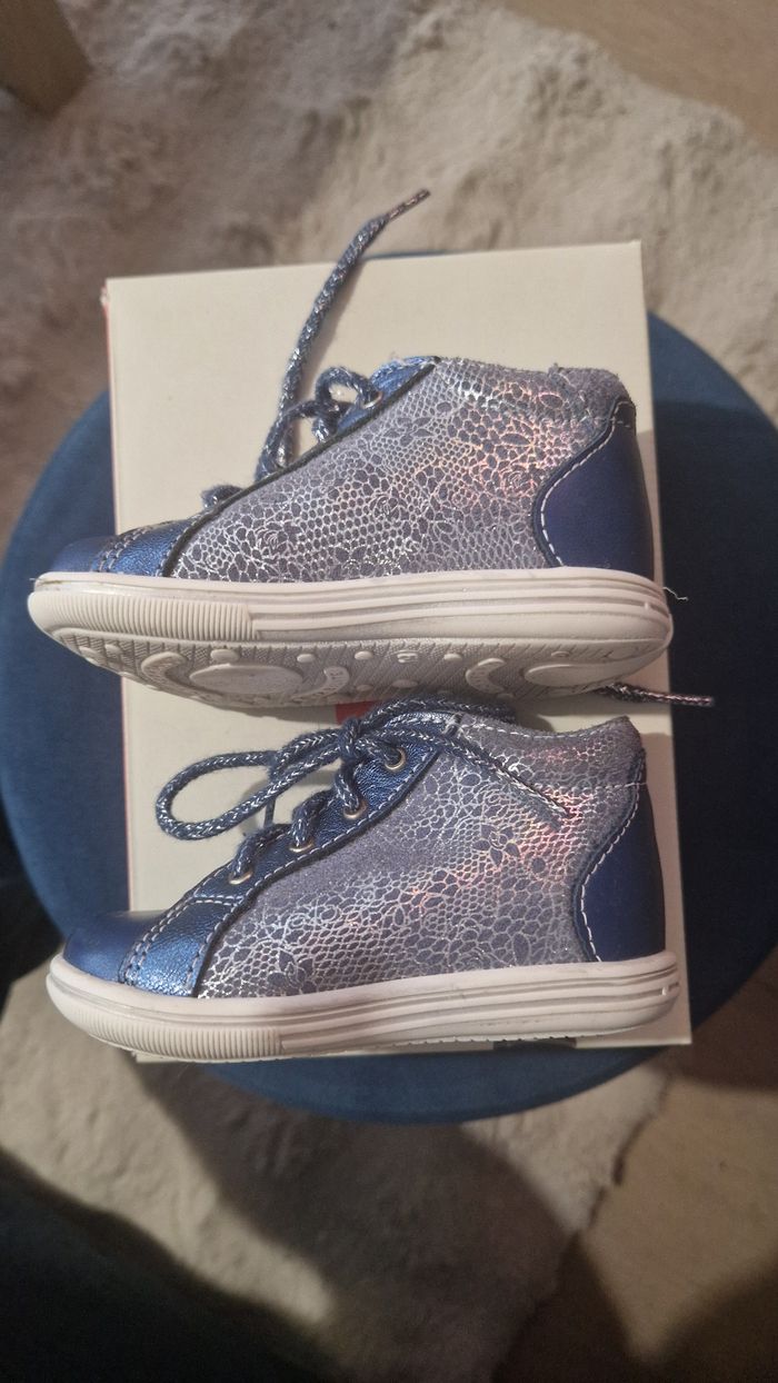 Chaussure bébé - photo numéro 5