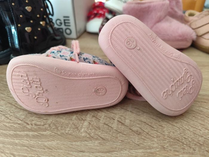 Chaussons motif fleur - photo numéro 6