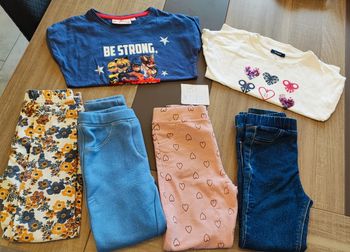 Lot de vêtements fille 6 ans 🌺