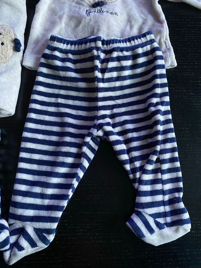 2 pyjamas deux pièces  3-6mois - photo numéro 3