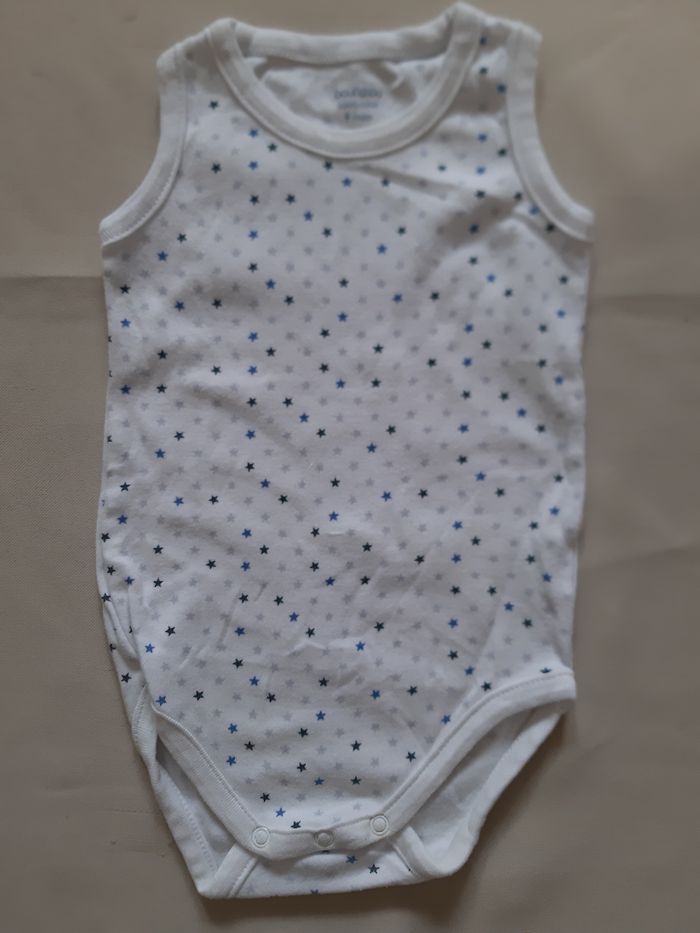 body blanc sans manches fille - étoiles - bout'chou - 9 mois - photo numéro 2