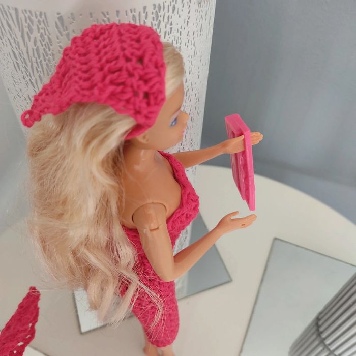Vêtements pour Barbie 3 € - photo numéro 8