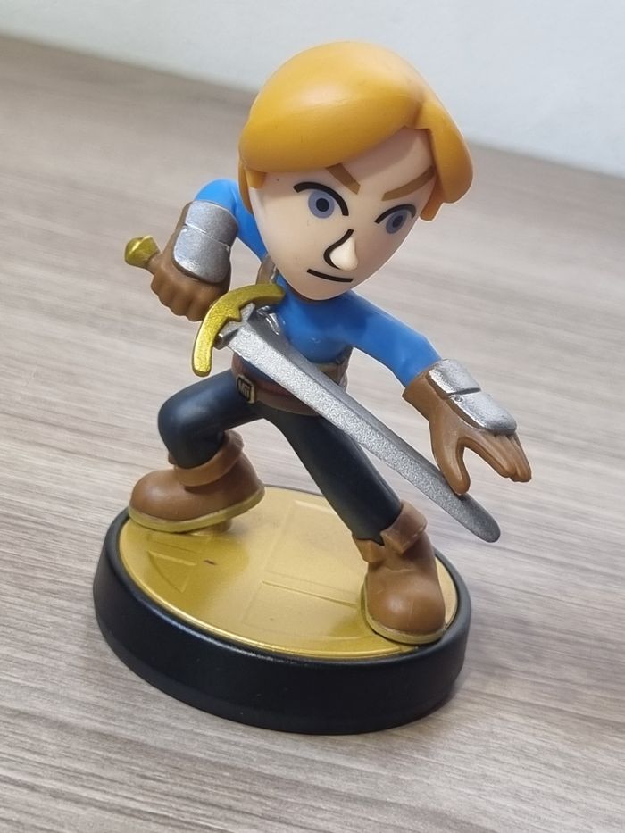 Amiibo mii épéiste nintendo - photo numéro 2
