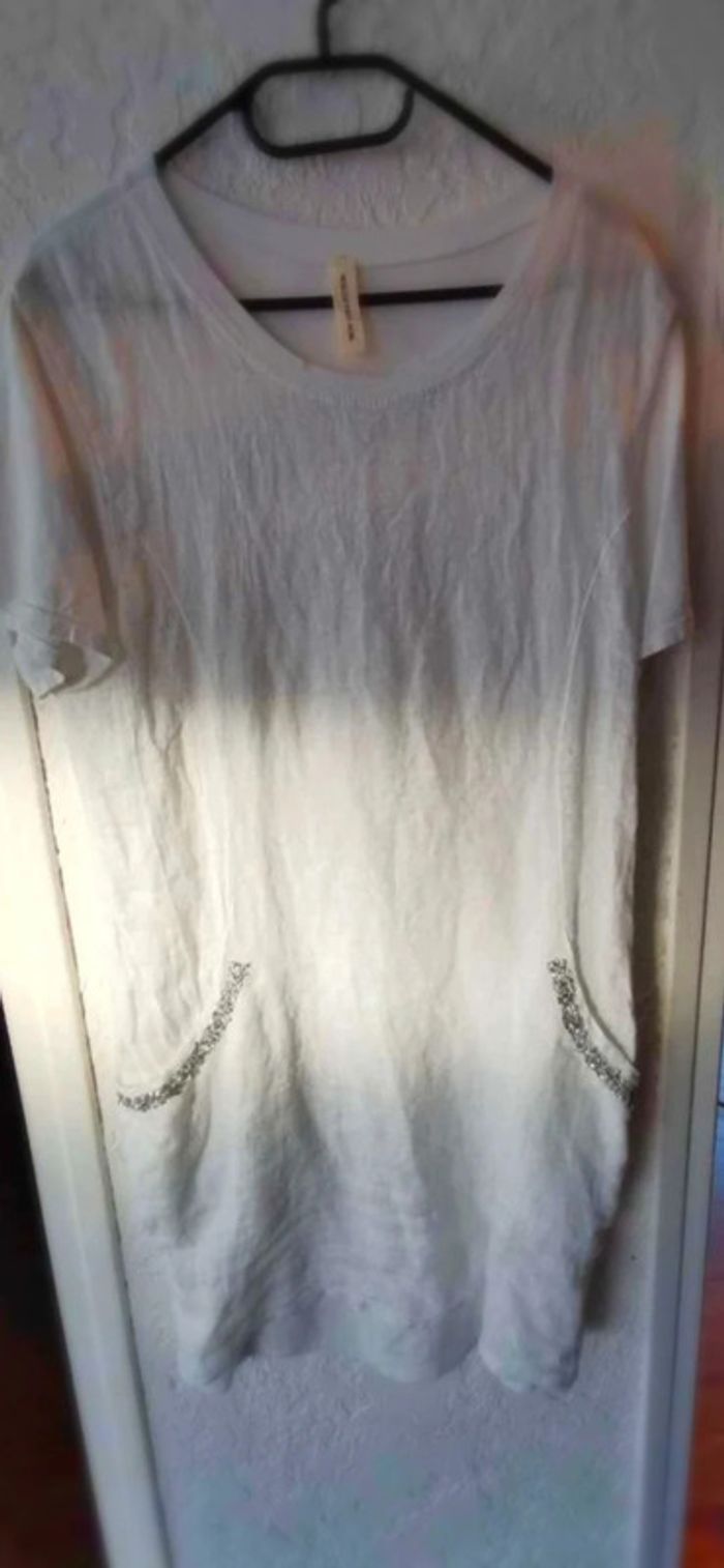 Robe  blanche  New  collection