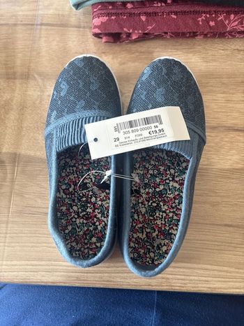 Chaussures en toile tissu pointure 29