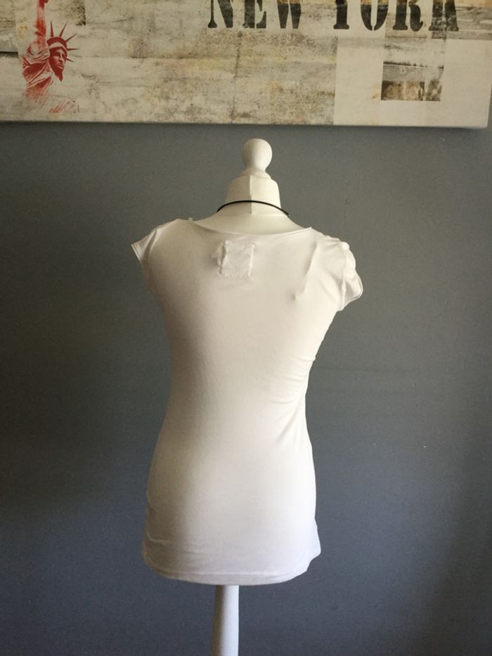 T-shirt très sympa aux couleurs d été - photo numéro 3