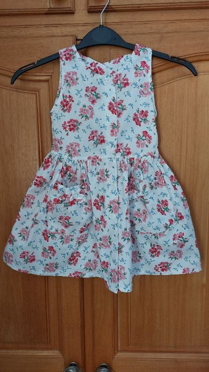 Robe taille 2/3ans