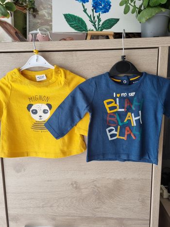 Lot 2 tee-shirts kiabi et tape à l'œil 3 mois 