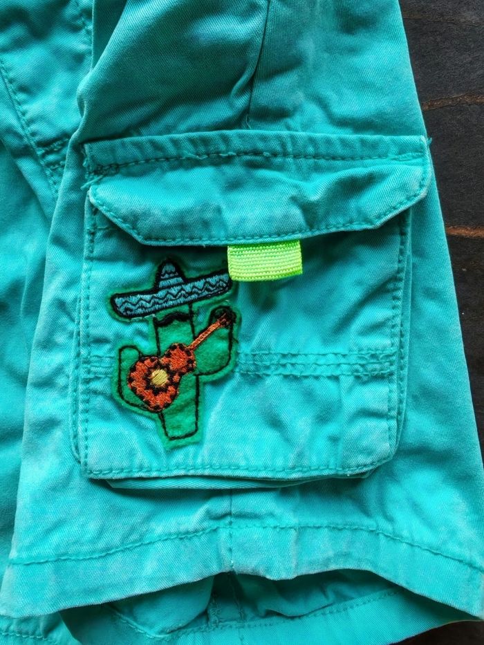 Short vert cactus DPAM 4 ans - photo numéro 4