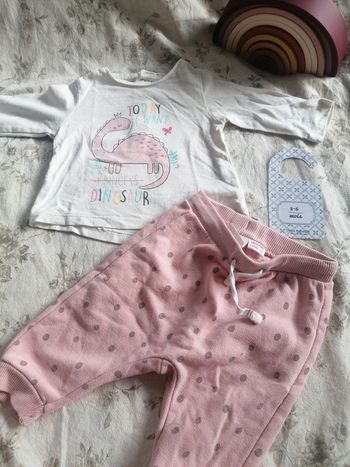 Ensemble dinosaure fille 6 mois