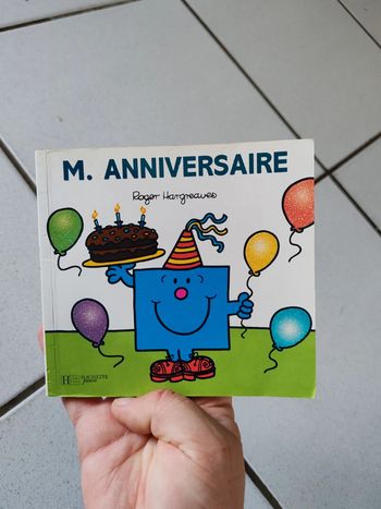 Livre M.anniversaire monsieur madame