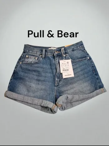 Pull & Bear Short mom denim revers * taille 36 *
