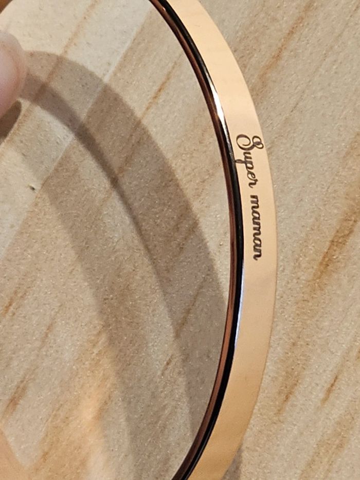 Bracelet neuf super  maman