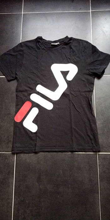 Maillot garçon XS très bon état 