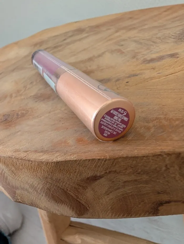 Rouge à lèvres liquide rose de camargue la provençale - photo numéro 3