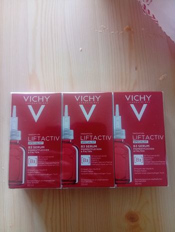 Vends un lot de 3 sérum anti taches