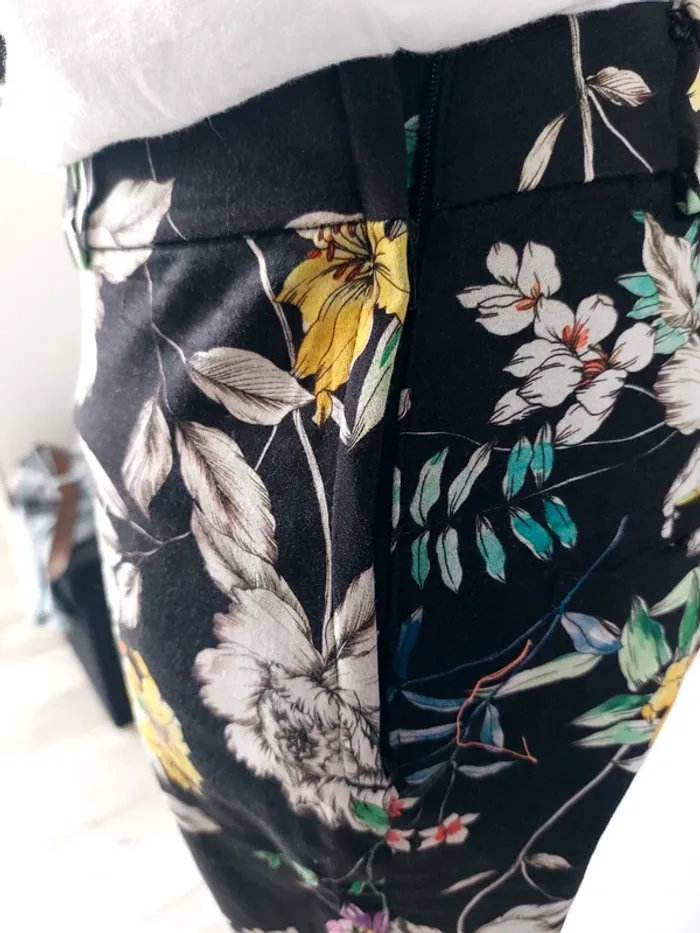 Pantalon à fleurs 🌸 H&M - photo numéro 6