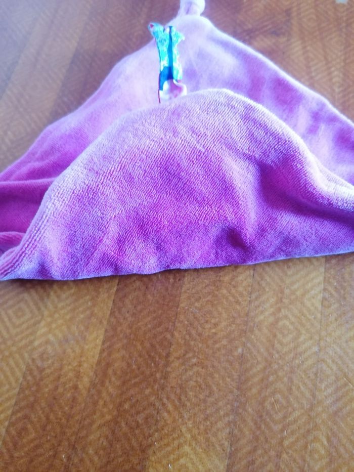 Doudou plat tête de souris rose fushia tuc tuc - photo numéro 4