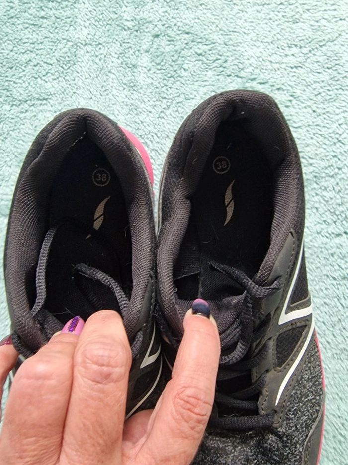 Jolie basket pointure 38 - photo numéro 3