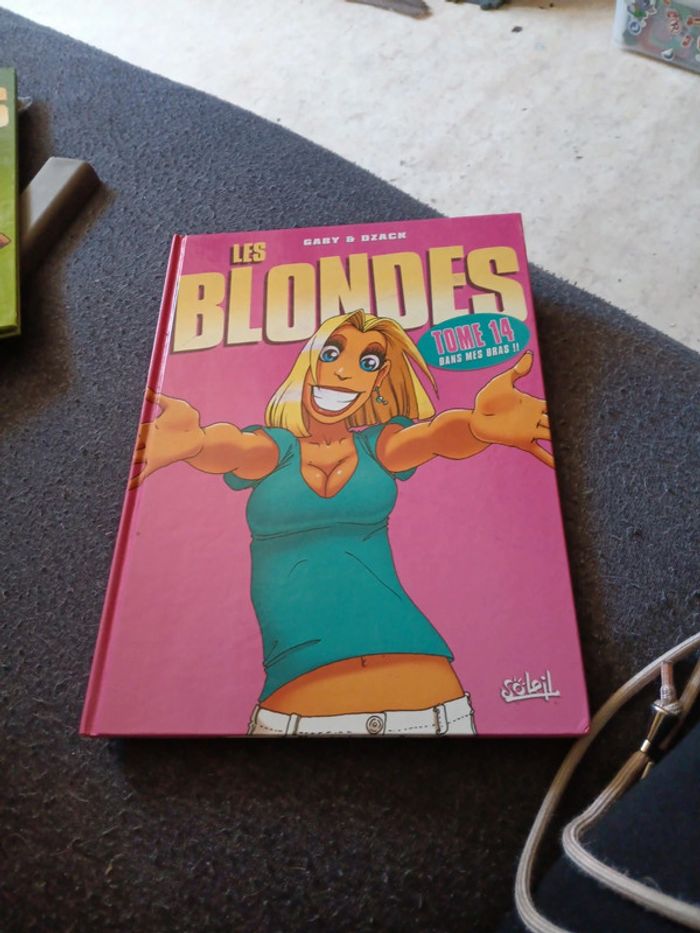 Bd les blondes tôle 14 à du feutre violet voir photos