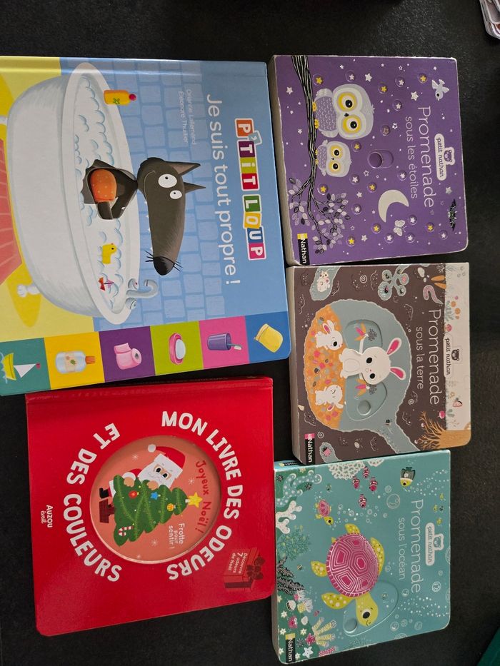 Lot de lit à manipuler ou toucher - photo numéro 2