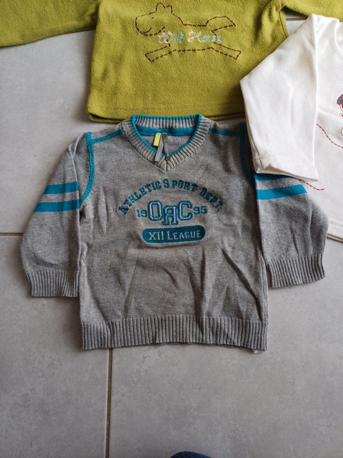 Pulls 12 mois - photo numéro 2