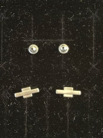 boucles d’oreilles argentées