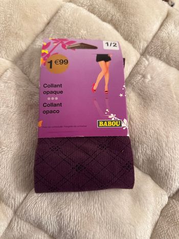 Collant opaque violet neuf