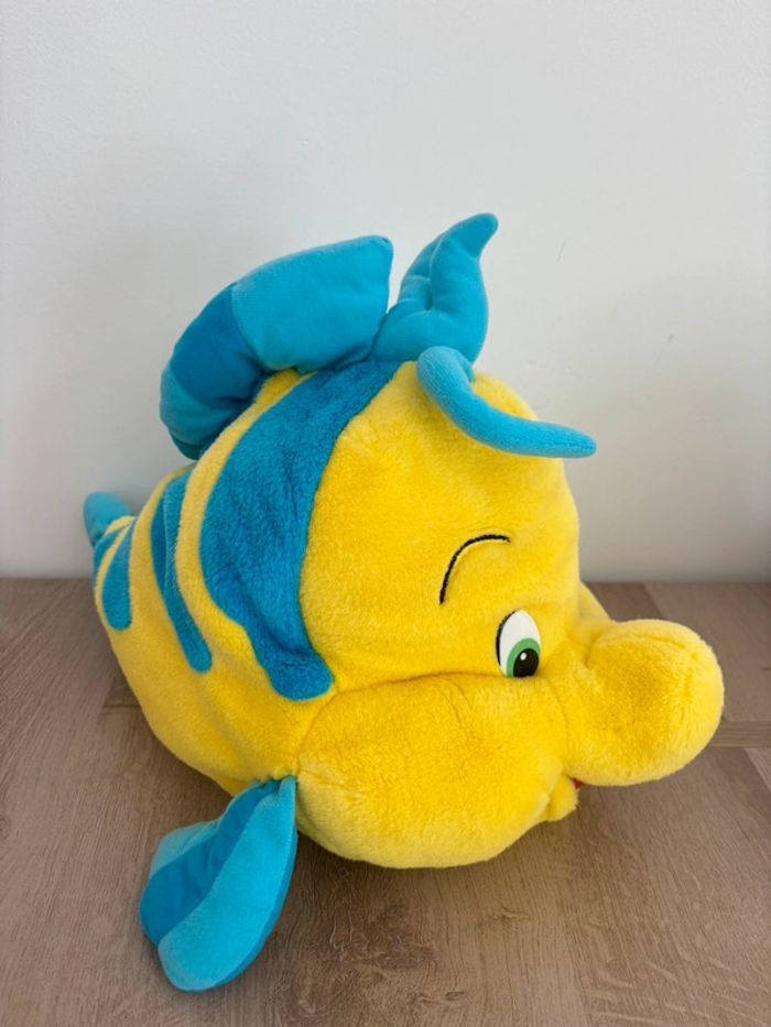 Peluche polochon la petite sirène parfait état - photo numéro 2
