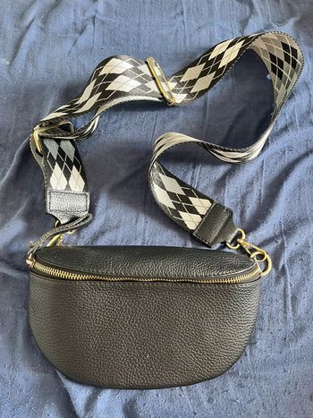 Banane noir femme