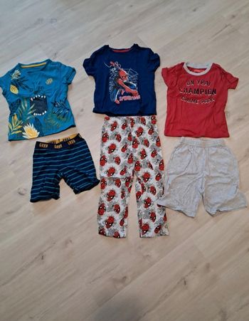 Lot de 3 pyjamas 2ans neufs garçon