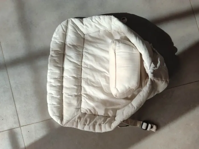 Porte bebe souple ergonaby original avec réducteur nouveau né - photo numéro 4