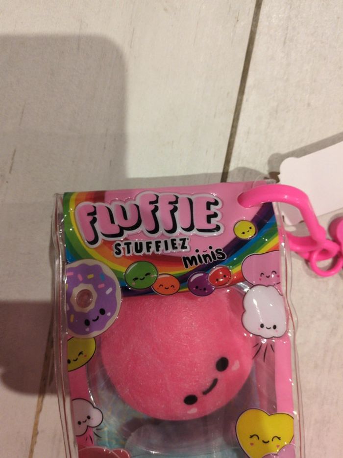 Coffret figurine fluffie stuffiez minis - photo numéro 4