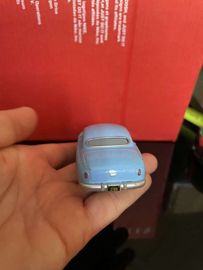 Voiture Cars Milton Calypeer Yeux Lenticulaire Disney Pixar - photo numéro 6