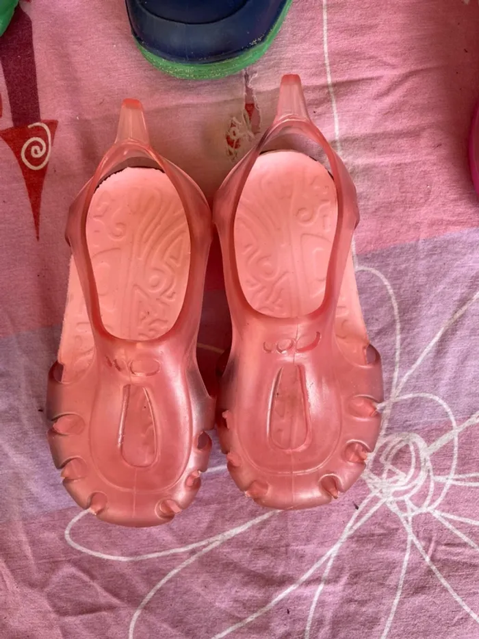 Chaussure d’eau fille taille 23
