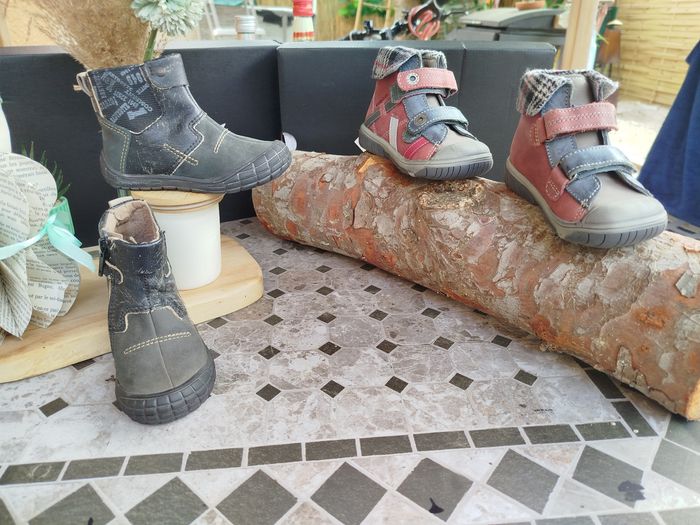 Lot de chaussures pour bébé - photo numéro 10