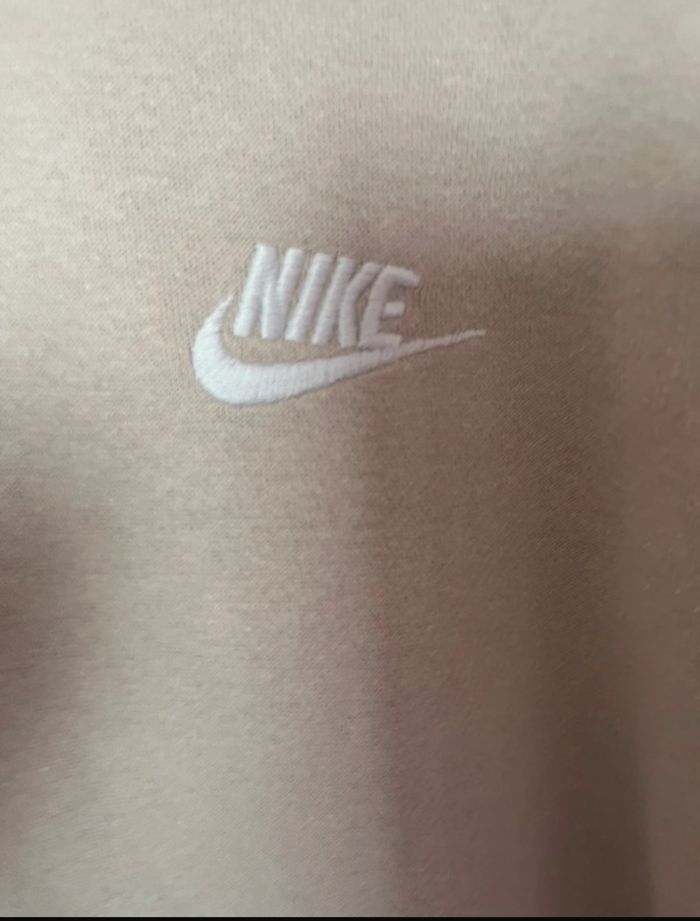 Pull Nike - photo numéro 3