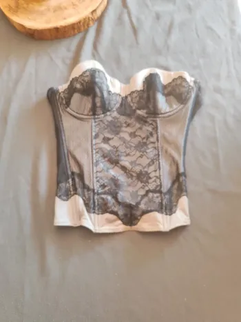 Bustier 80c gris et noir