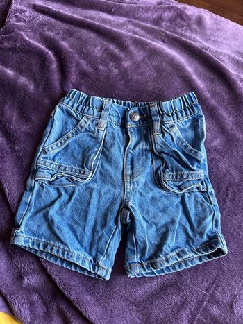 Bermuda short en jean garçon Kiabi eco conception taille 3 ans