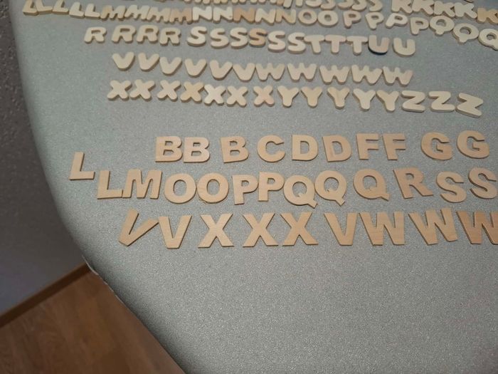 Gros lot neuf de 169 lettres en bois brut pour scrapbooking ou autre loisir créatif - photo numéro 5