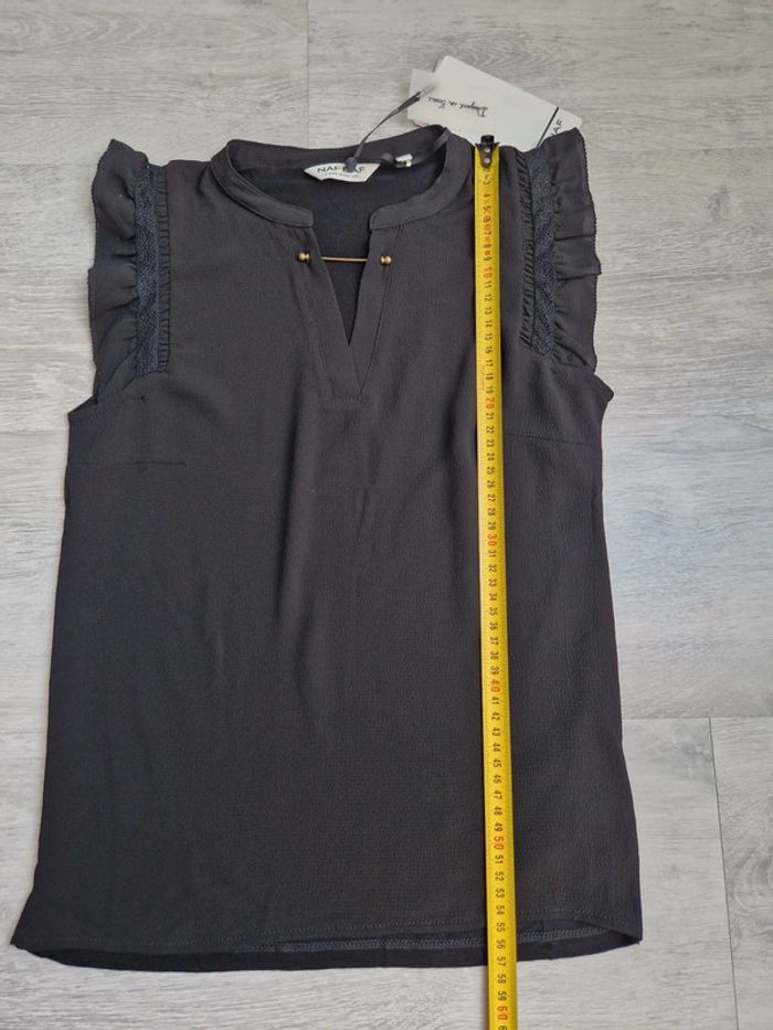 Top Naf Naf XS noir avec étiquette - photo numéro 5