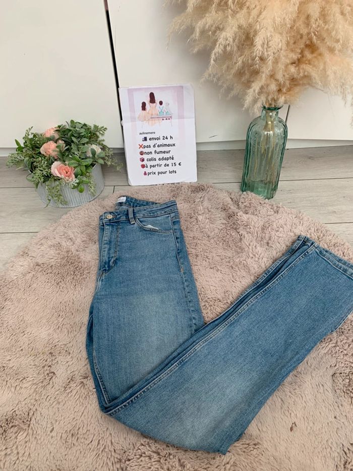 Jean bleu clair évasé - photo numéro 2