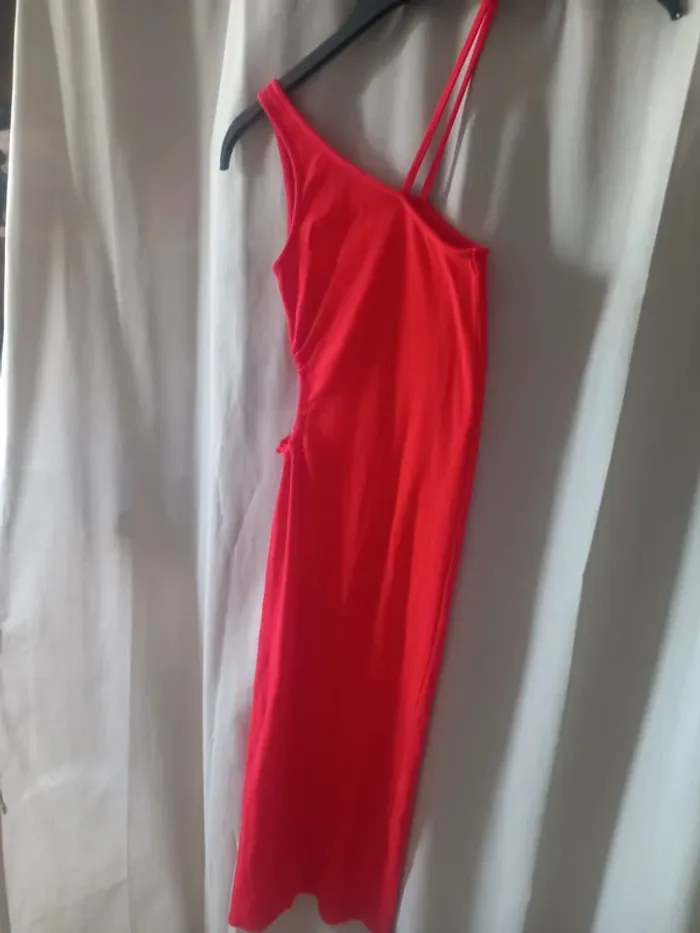 Robe rouge - photo numéro 3
