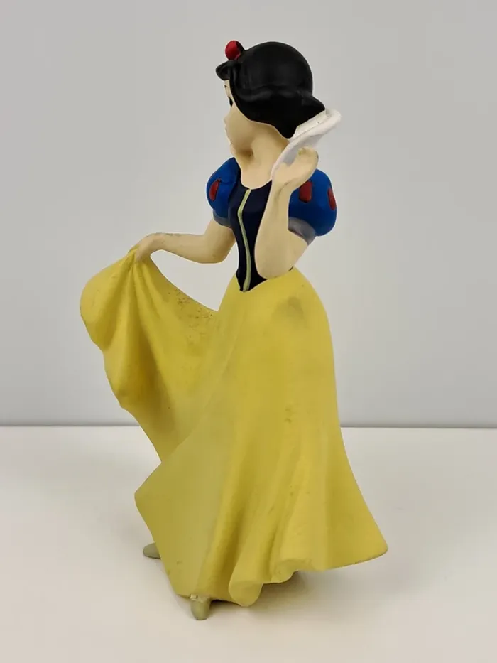 Figurine de Blanche-Neige de Disney - photo numéro 2