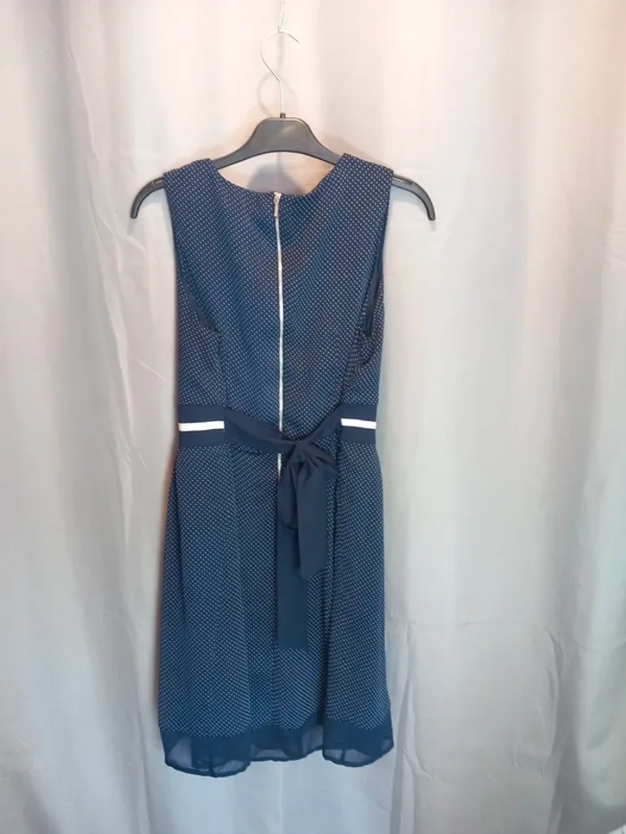 Robe 42 - photo numéro 3