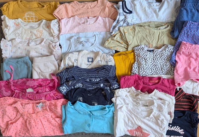 Lot vêtements fille 6-18 mois - photo numéro 2