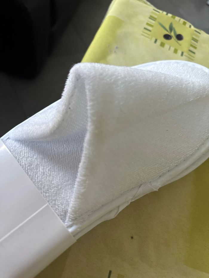 Chaussons neufs homme - photo numéro 6